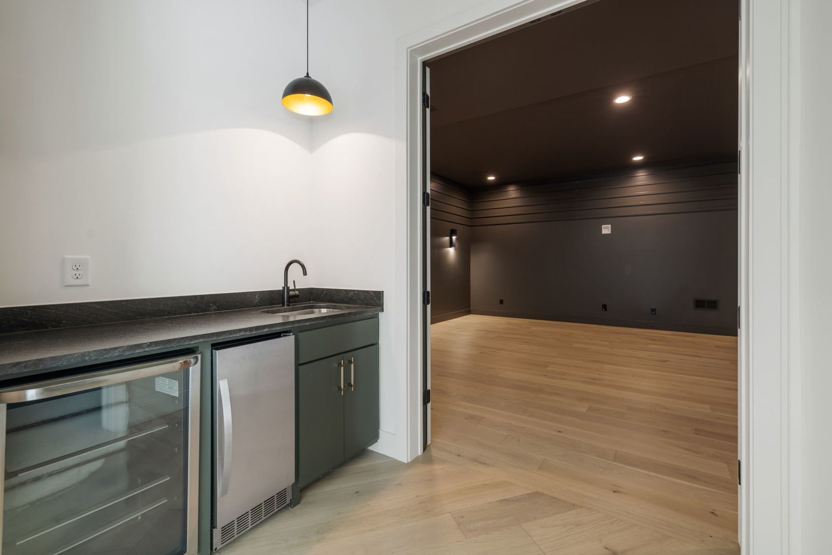 main property photo 78
