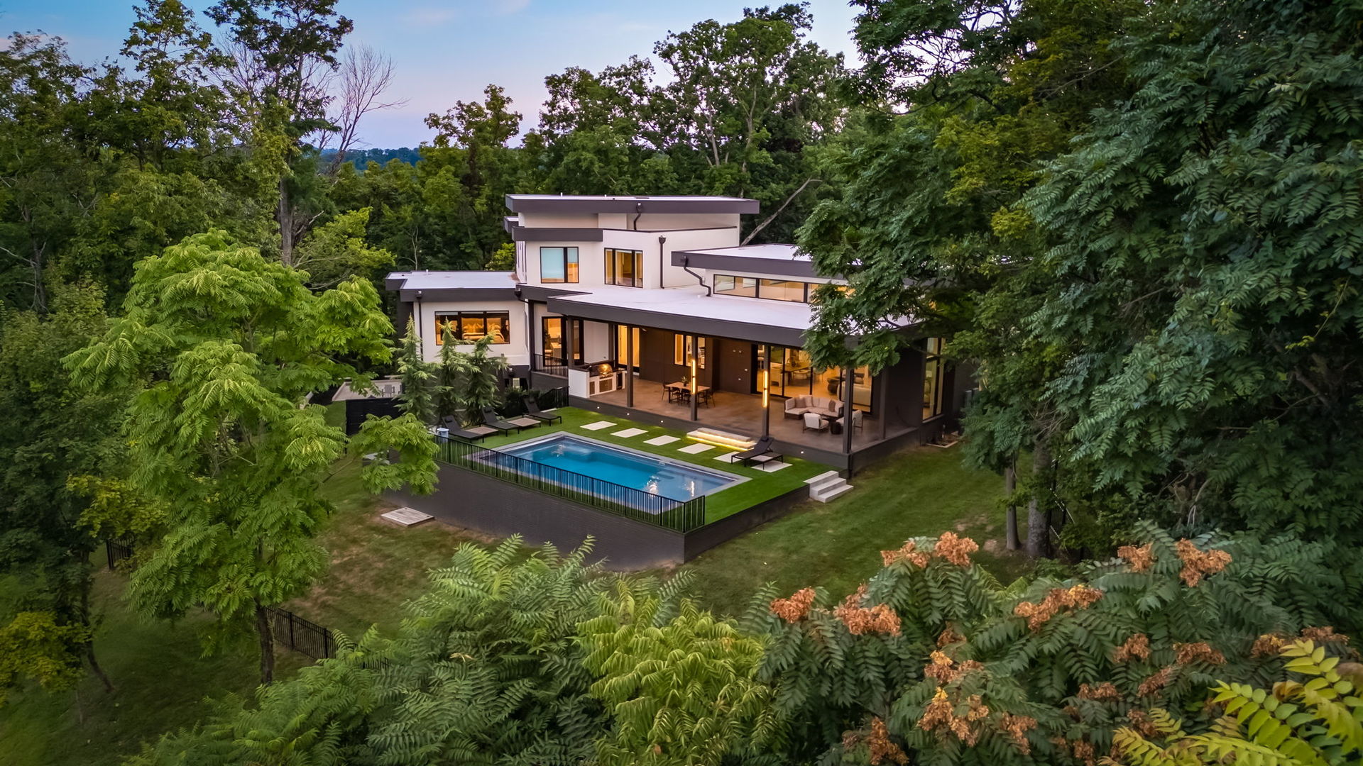 main property photo 86