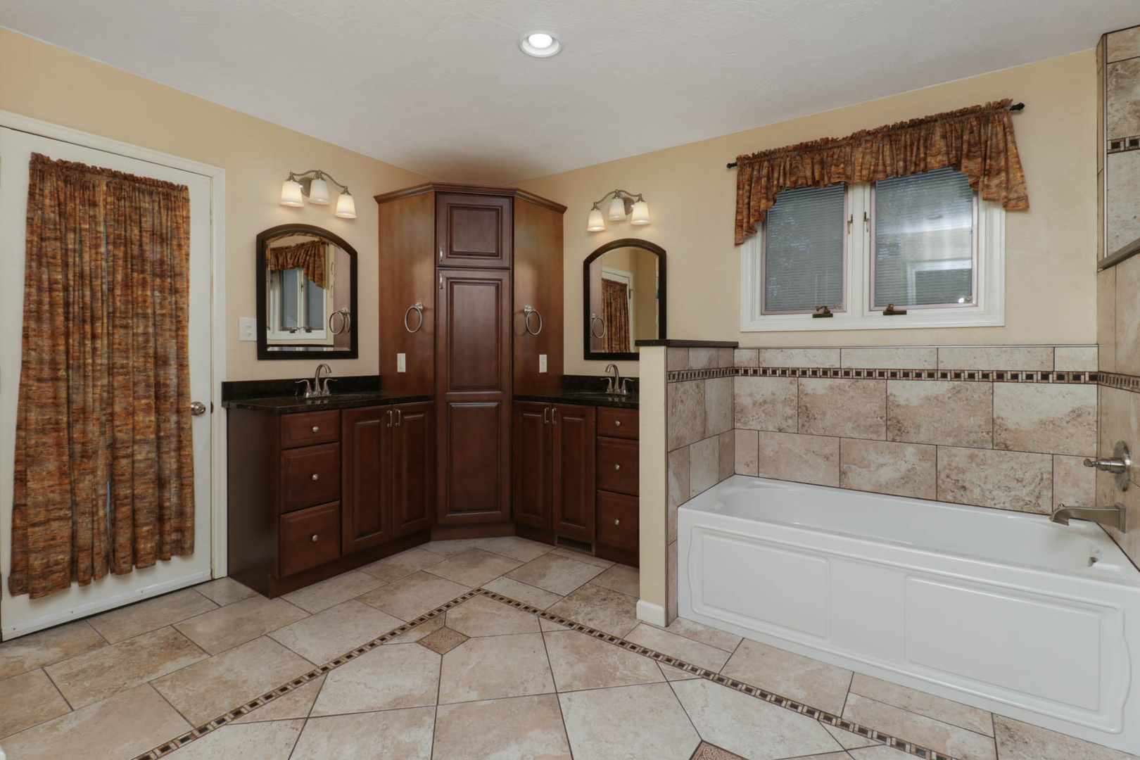 main property photo 62