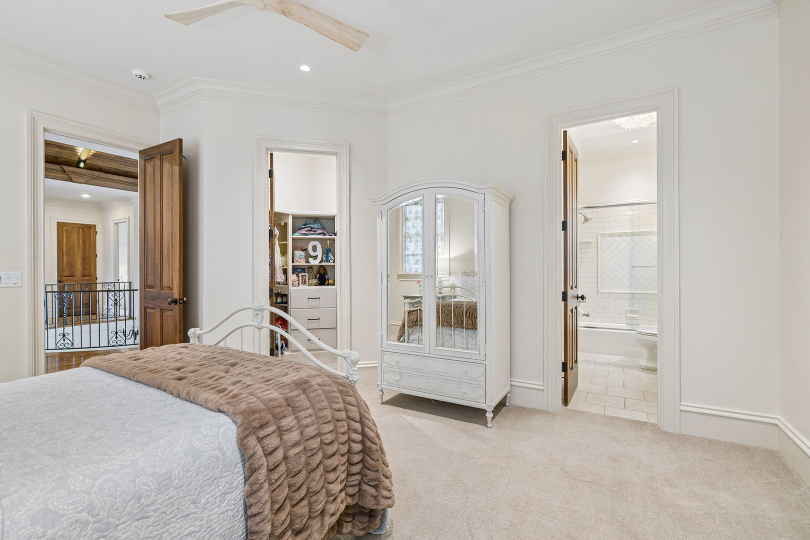 main property photo 67