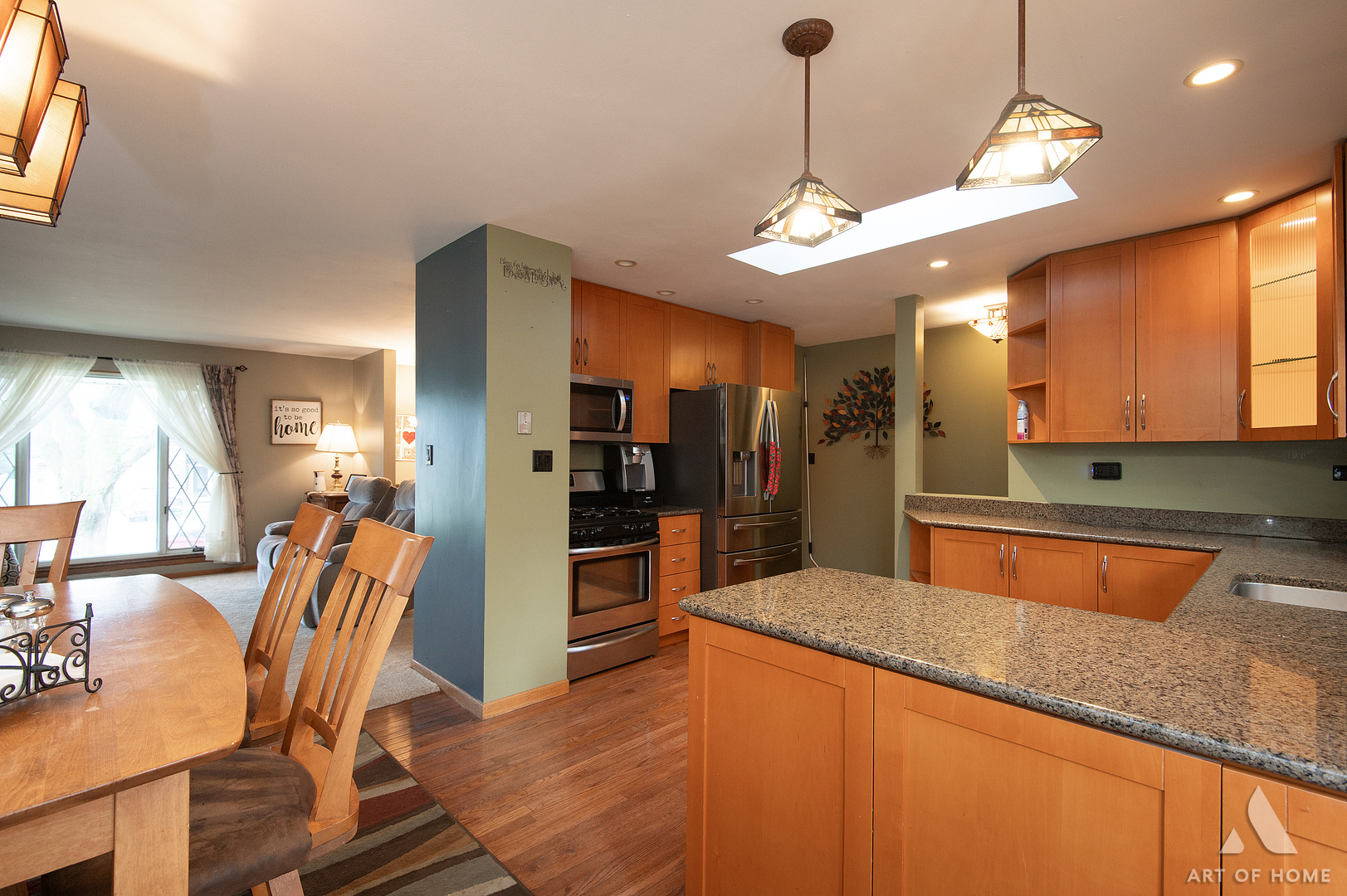 main property photo 10
