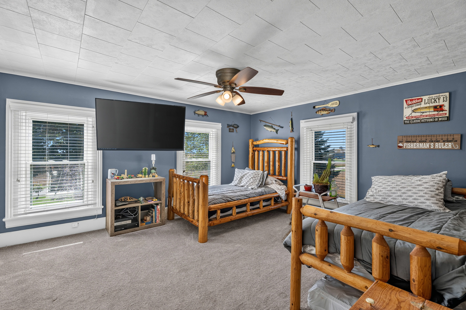 main property photo 44