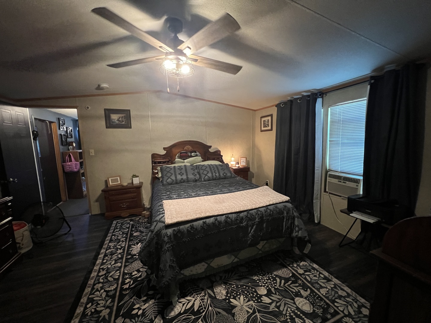 main property photo 9