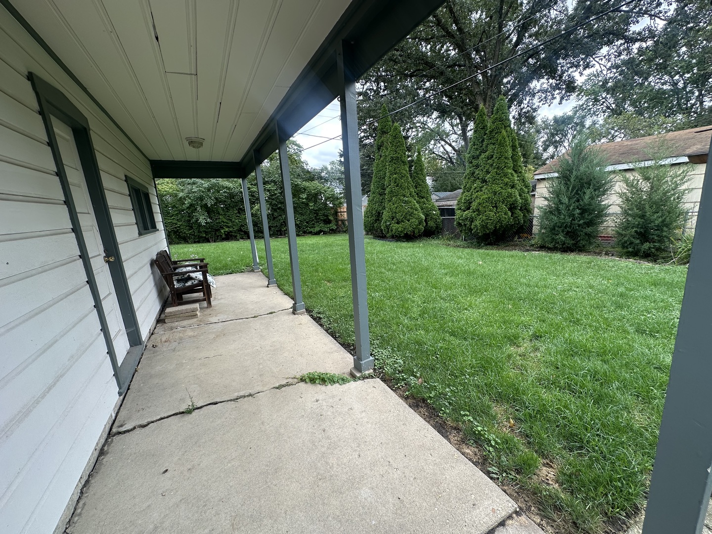 main property photo 13