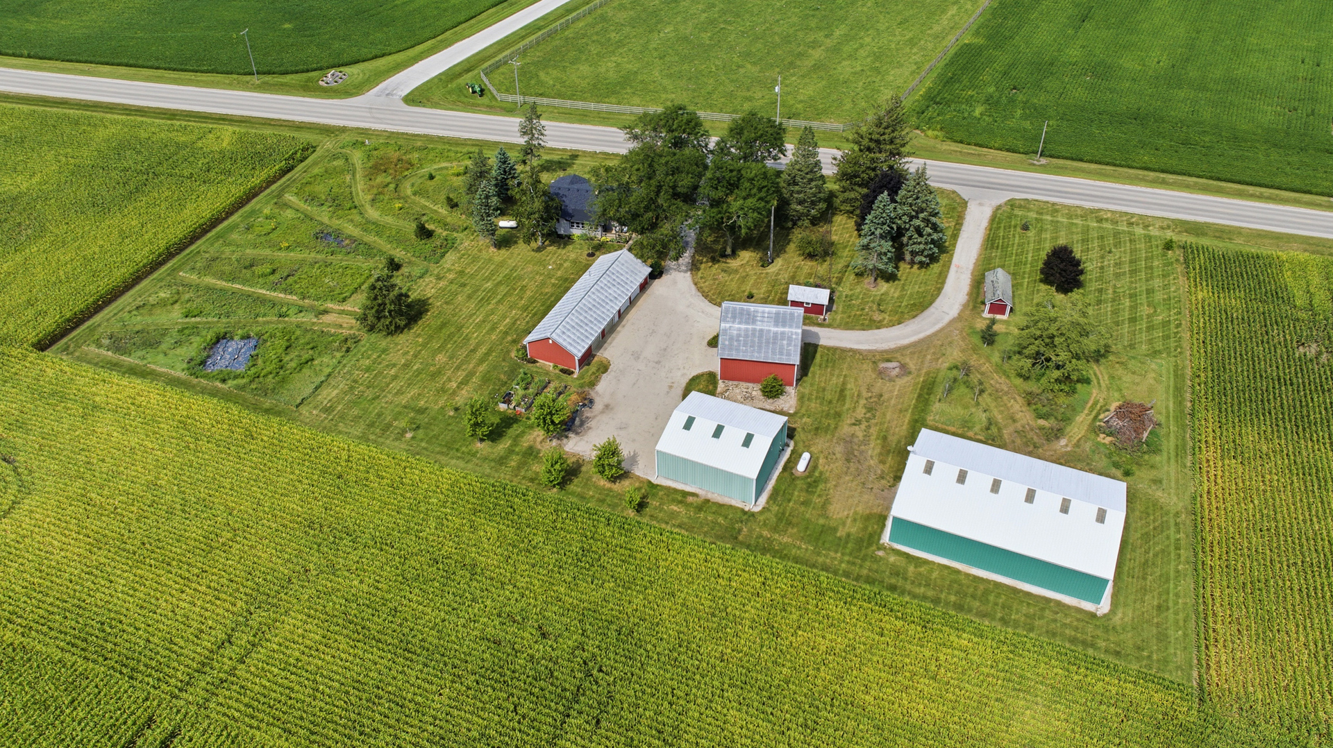 main property photo 37