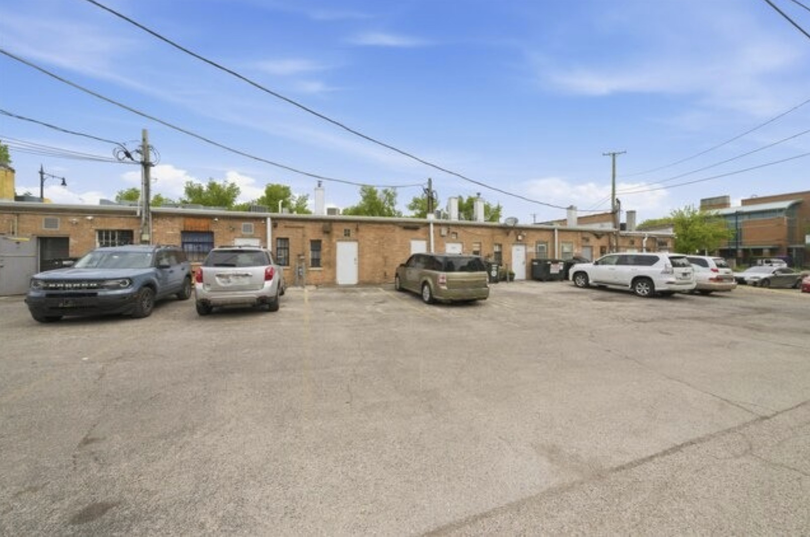 main property photo 23