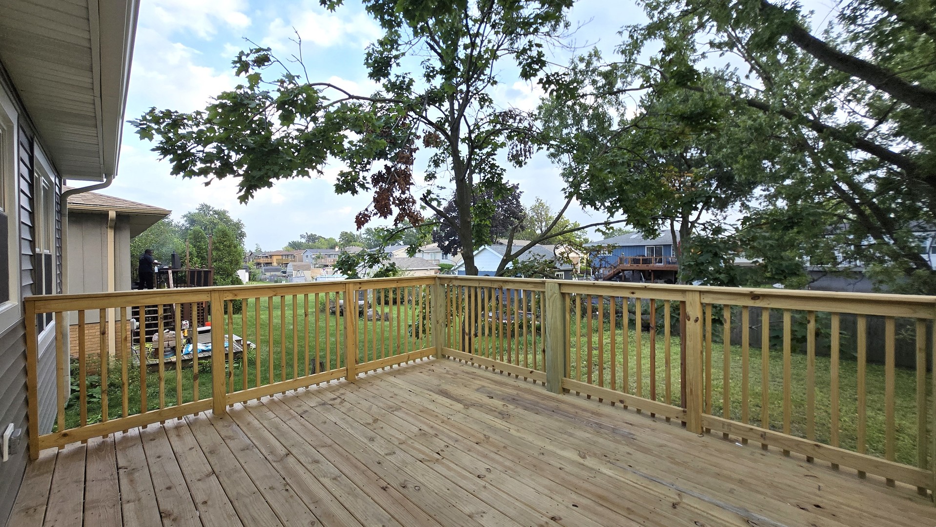 main property photo 41