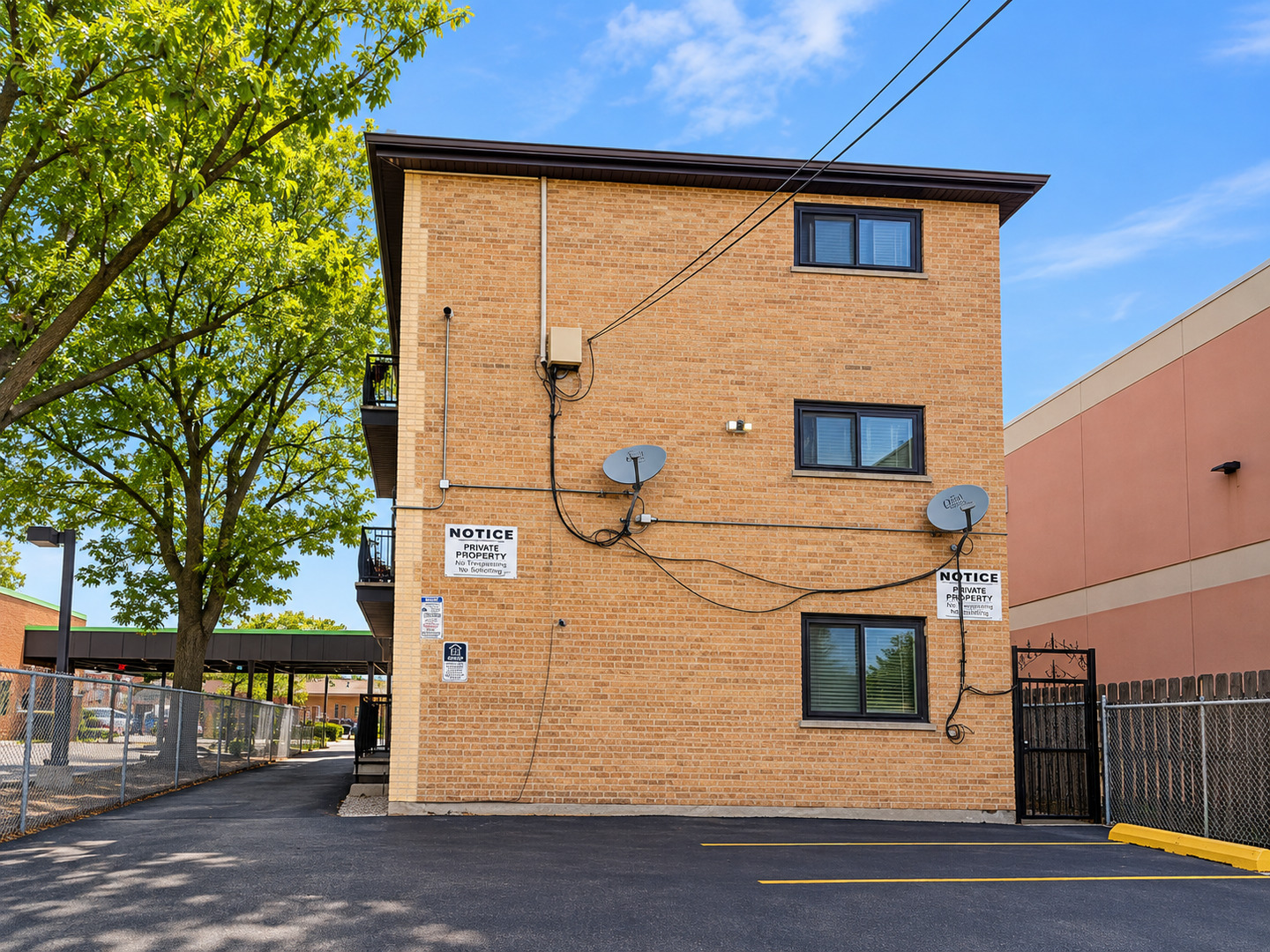 main property photo 12