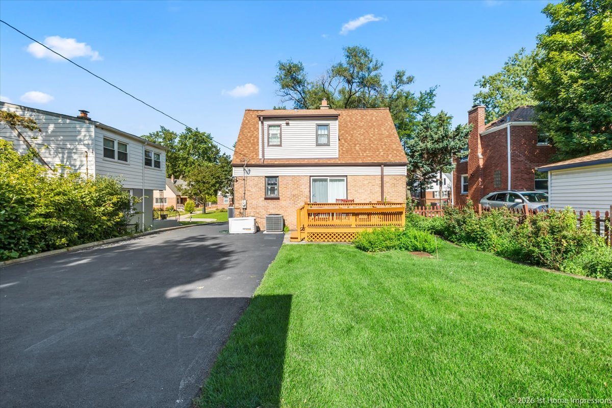main property photo 25