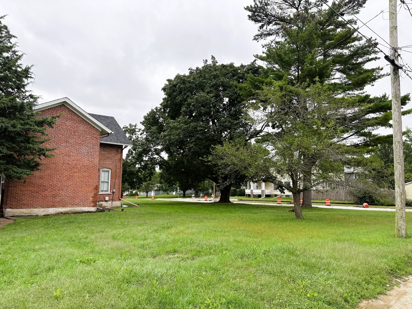main property photo 21