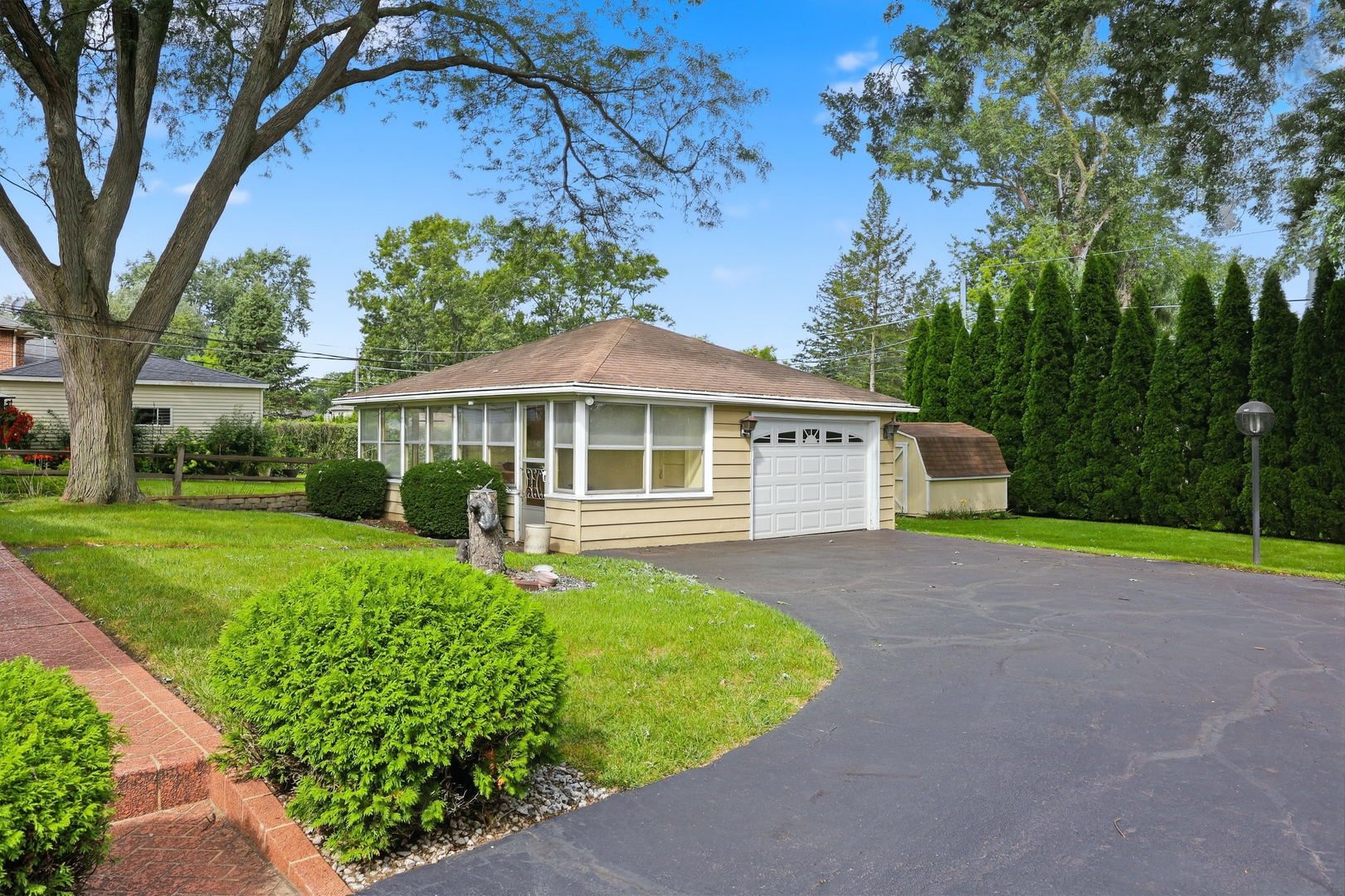 main property photo 24