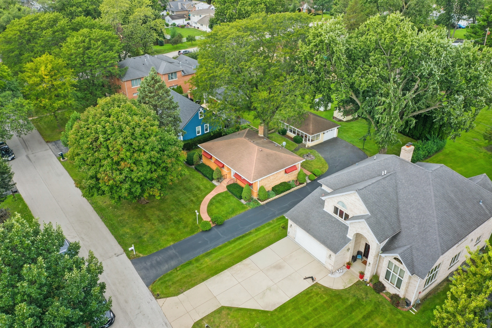 main property photo 27
