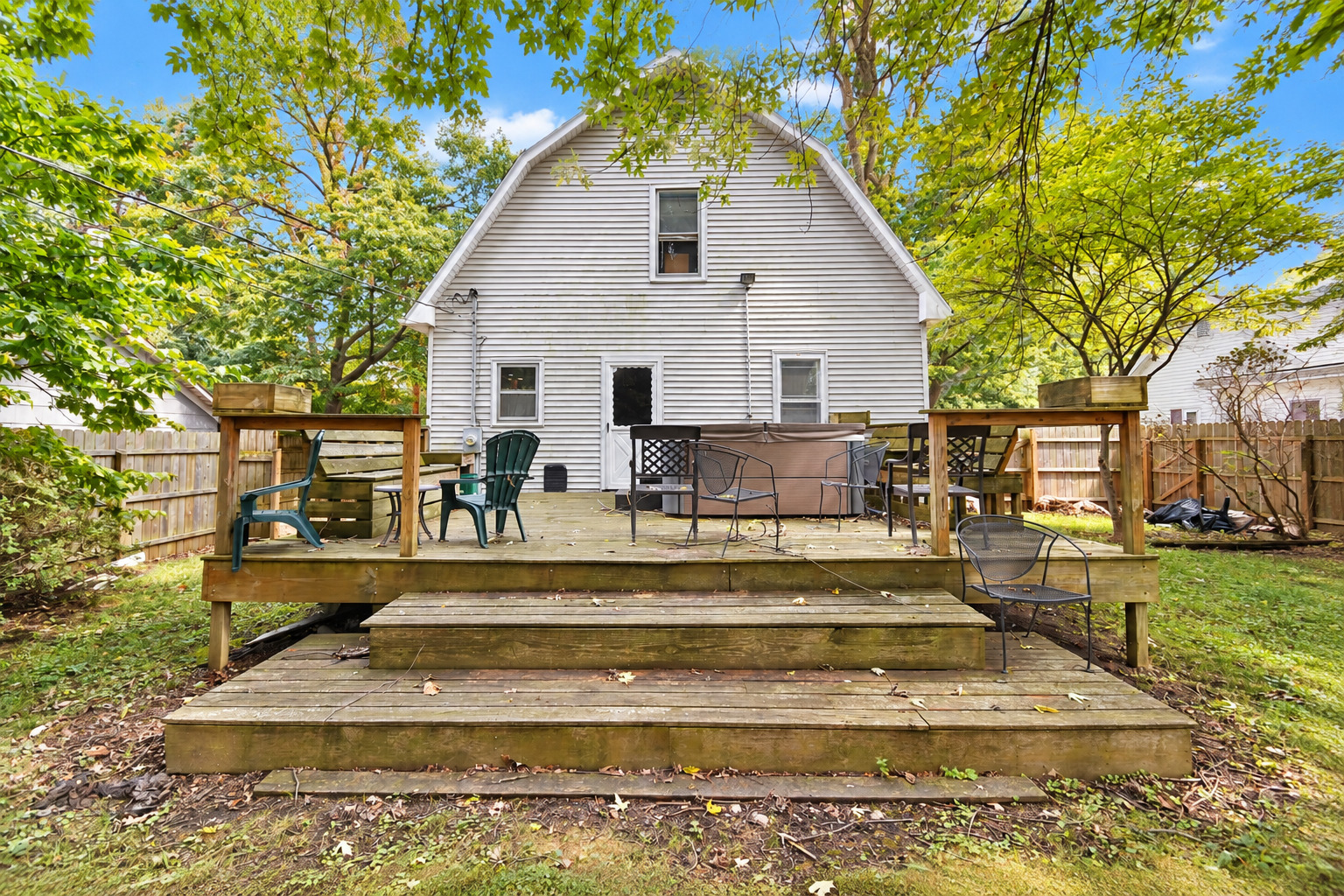 main property photo 34
