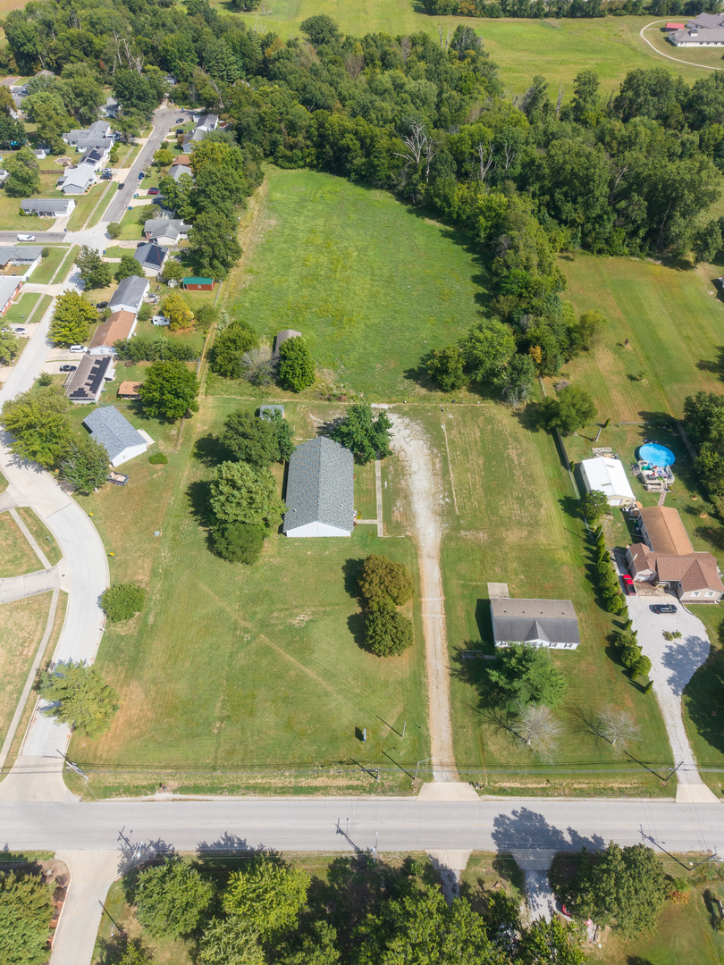 main property photo 49