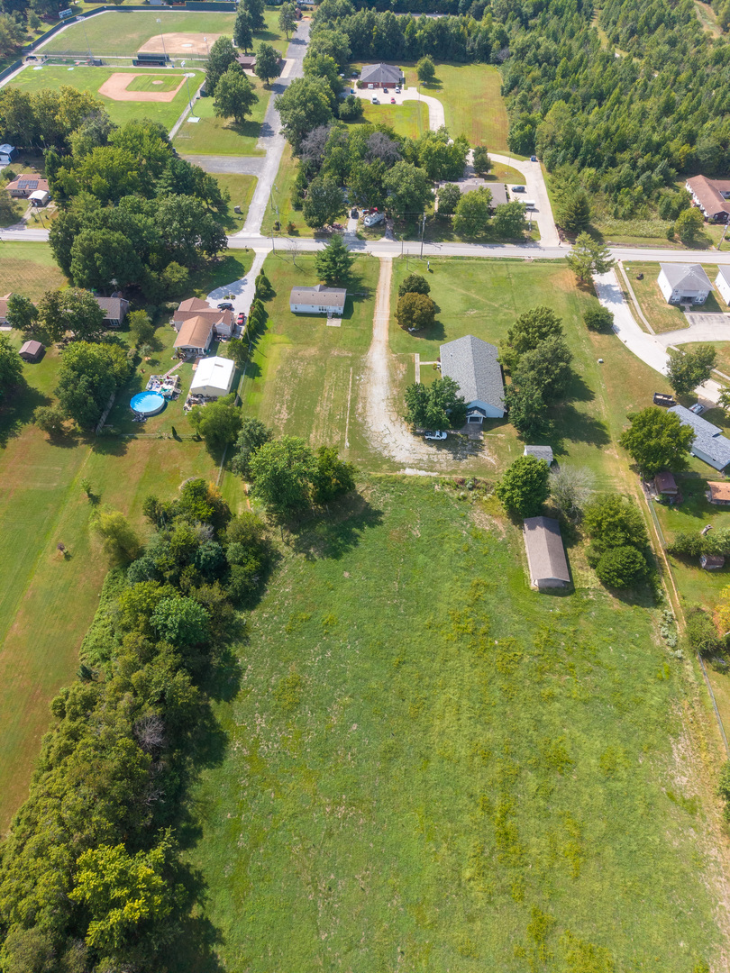 main property photo 51