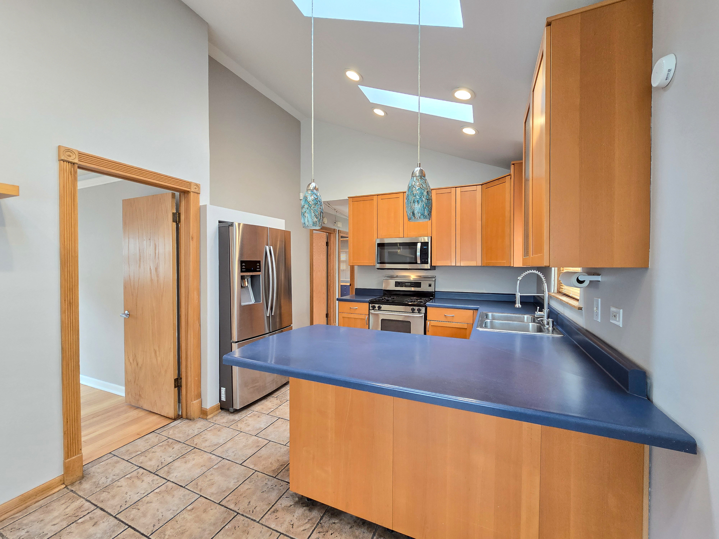 main property photo 8