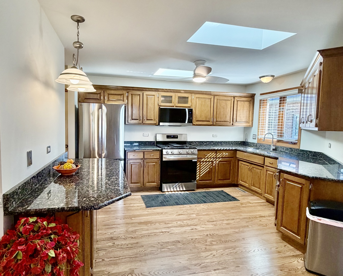 main property photo 8
