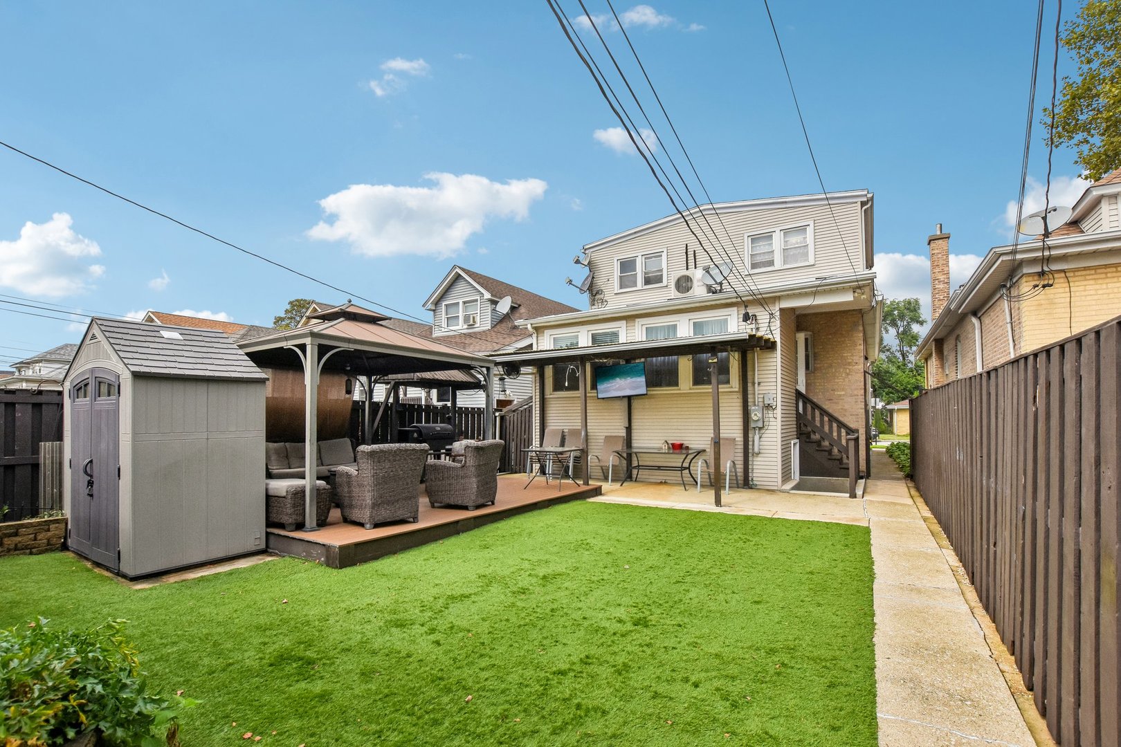 main property photo 34