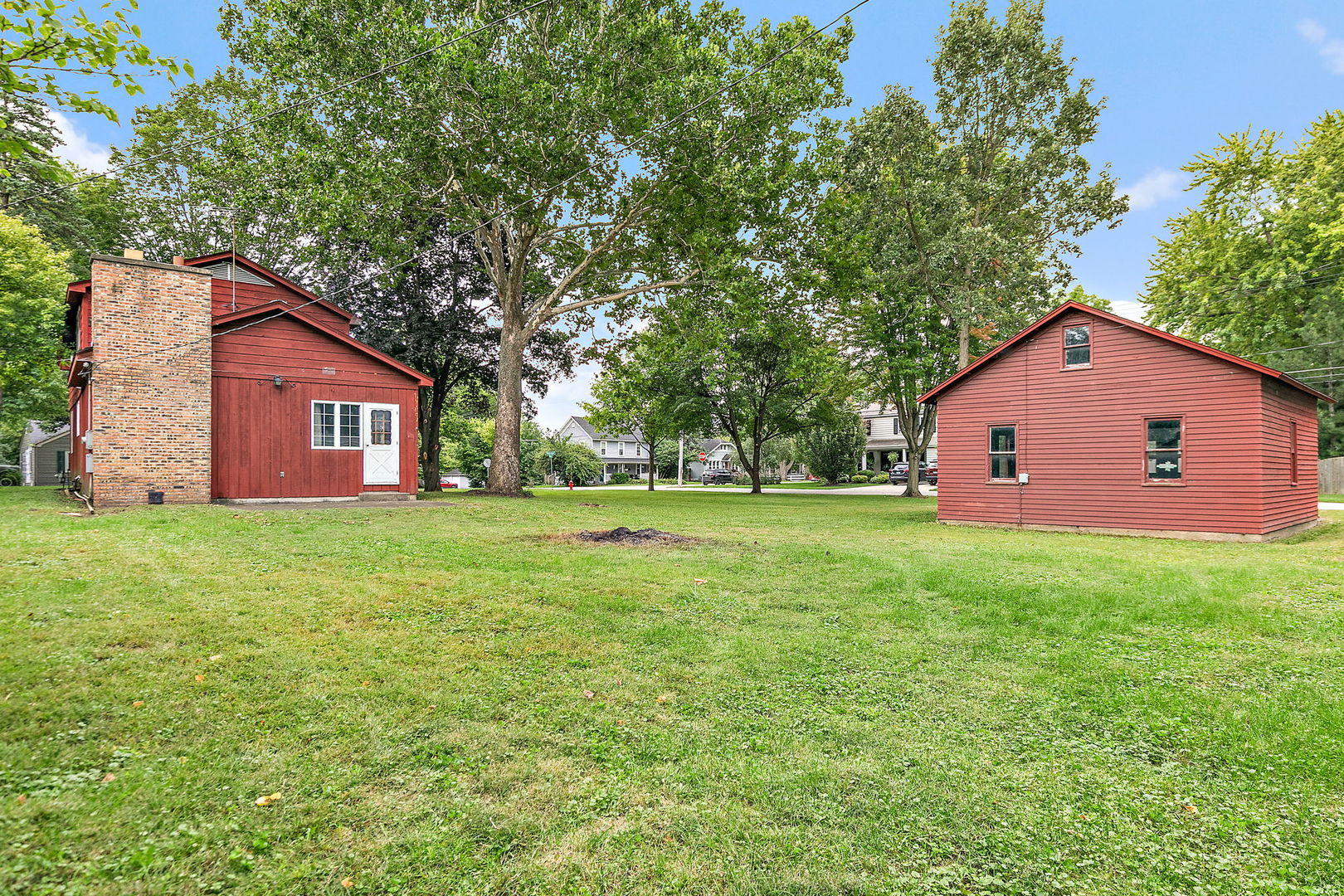 main property photo 7