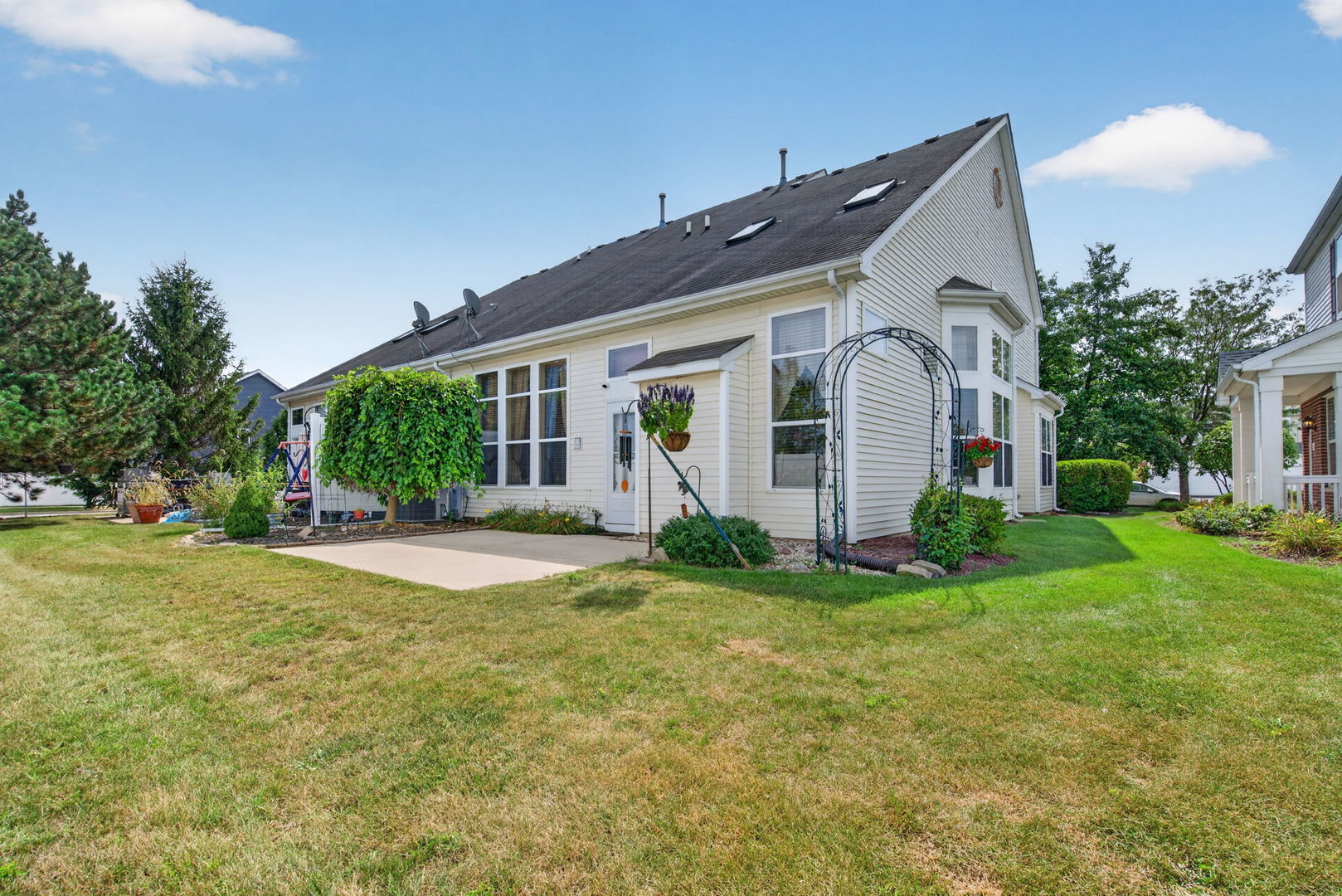 main property photo 20