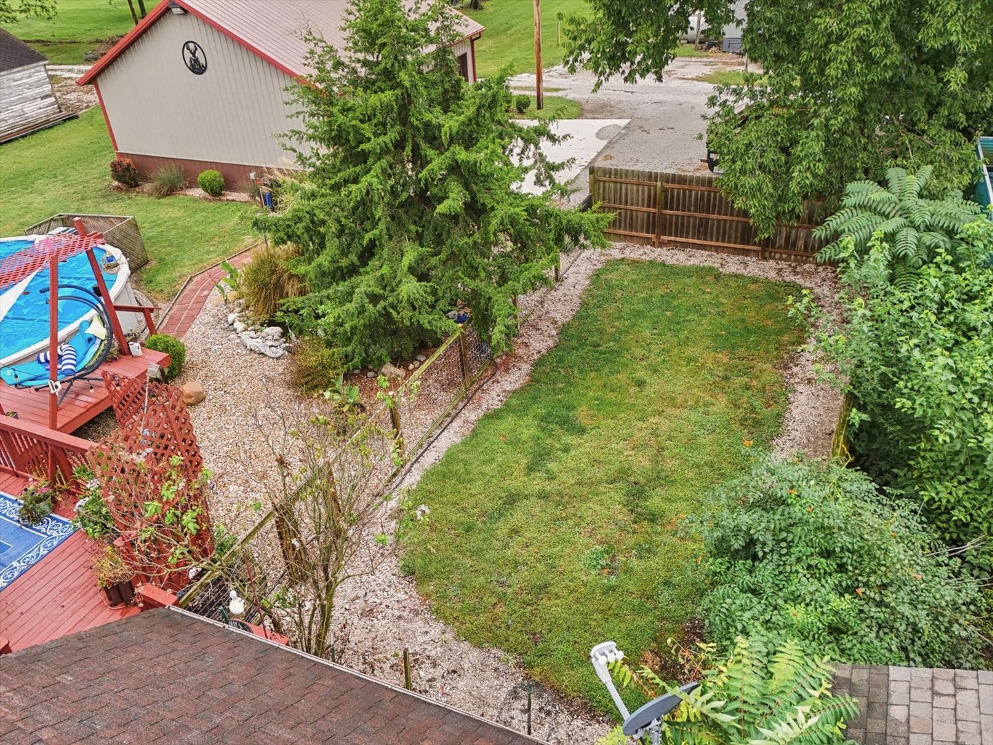 main property photo 48