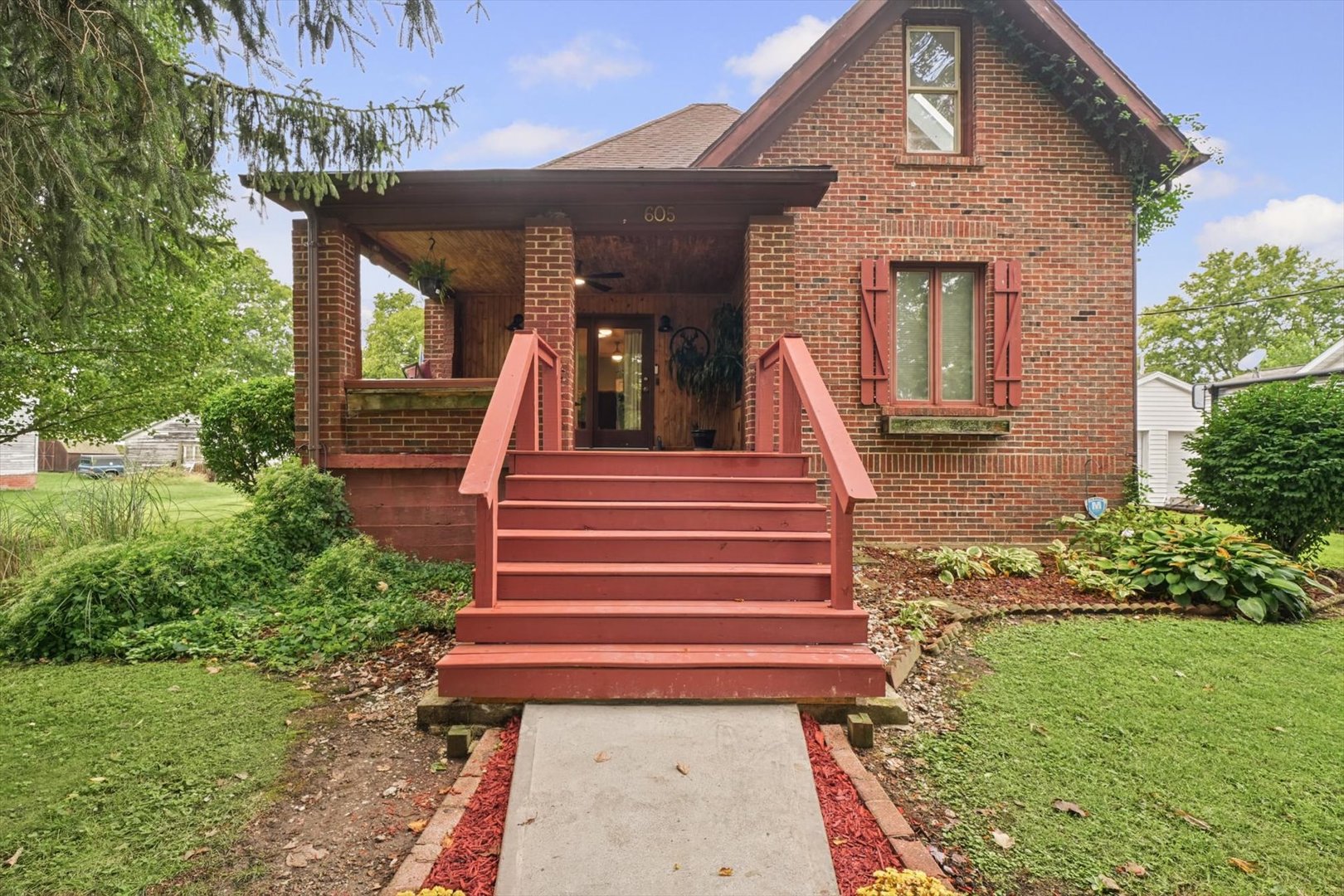 main property photo 5