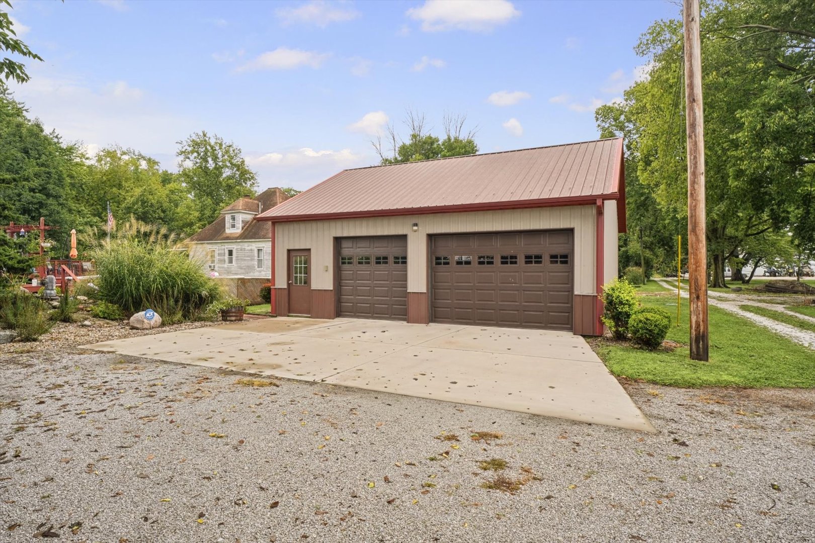 main property photo 72