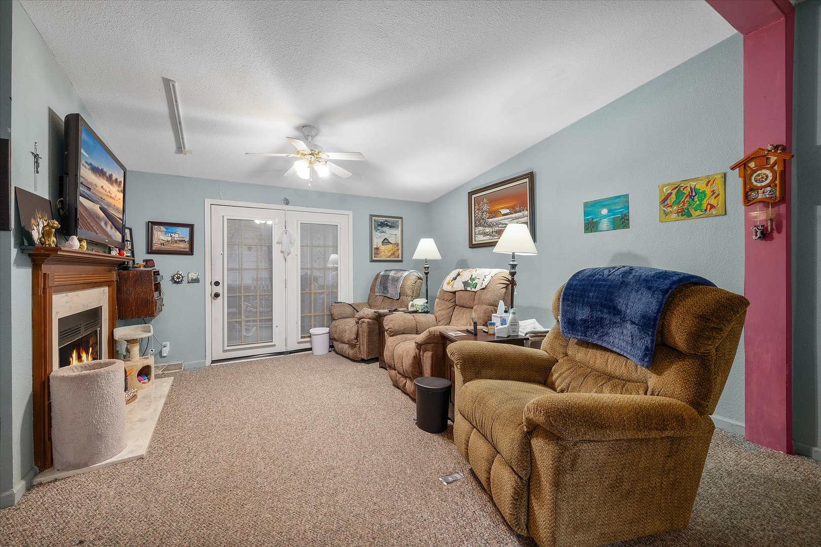 main property photo 3