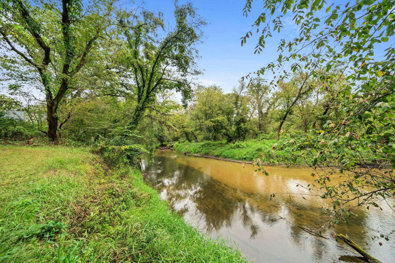 main property photo 48