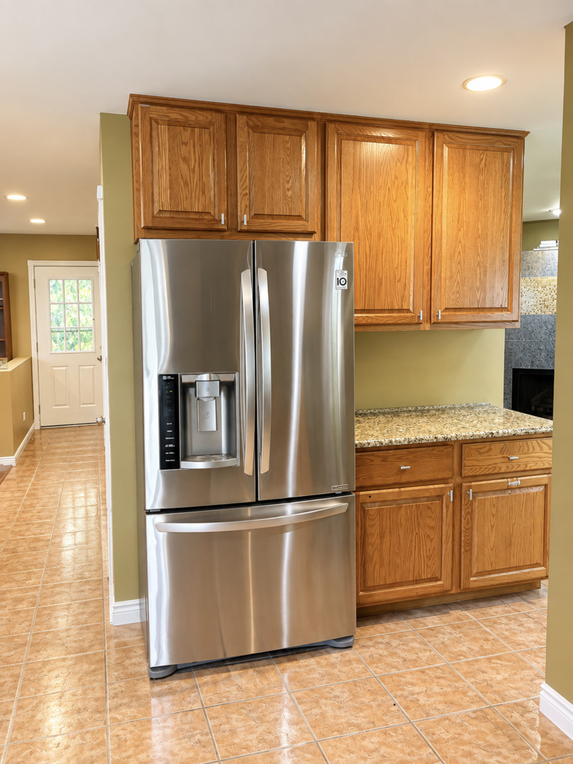 main property photo 5