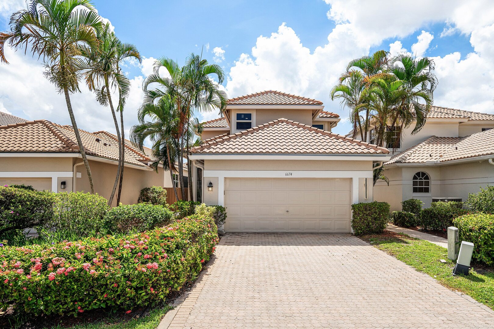 main property photo 0