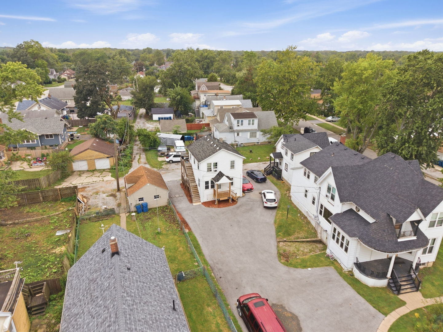 main property photo 14