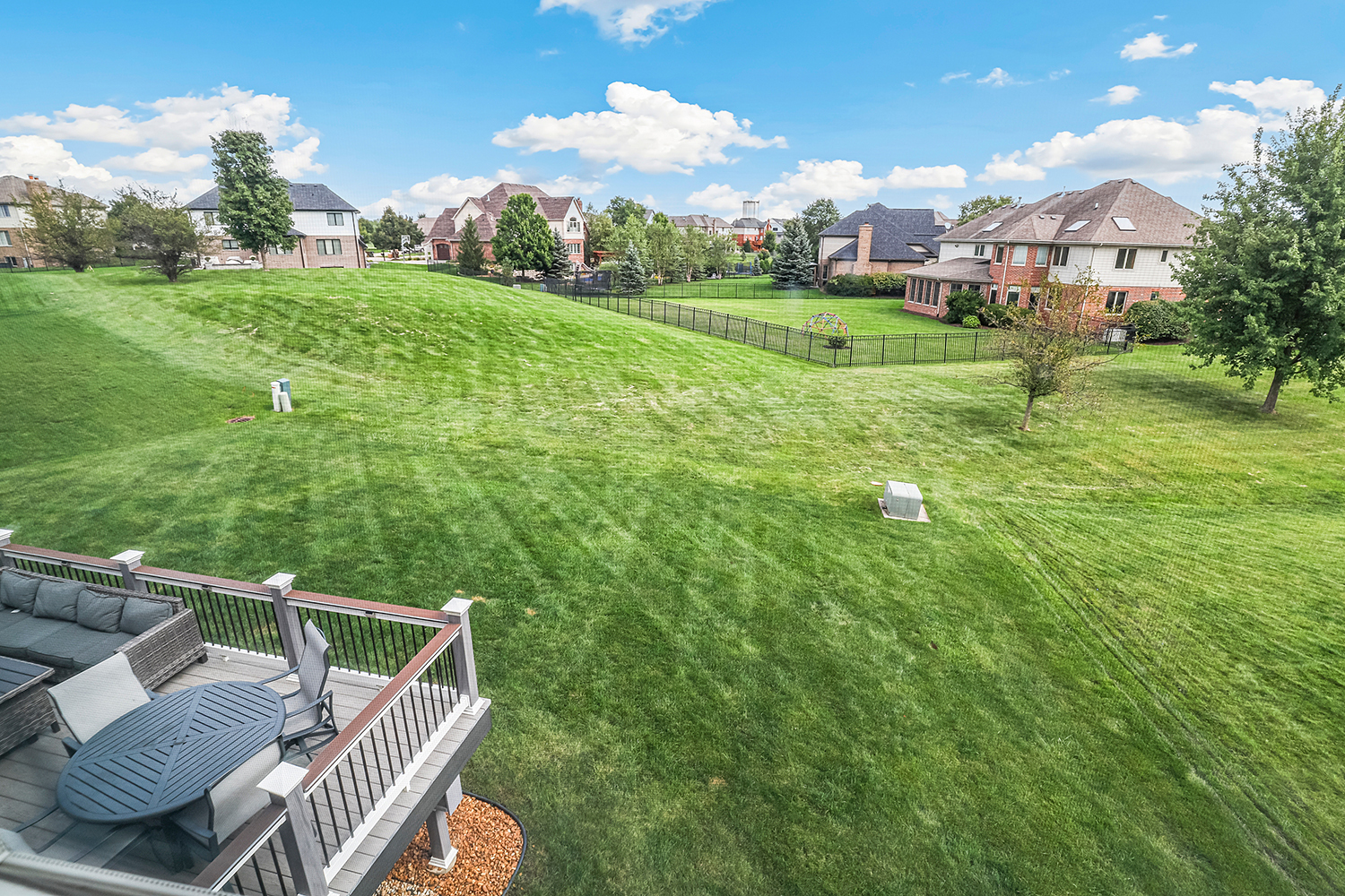main property photo 35