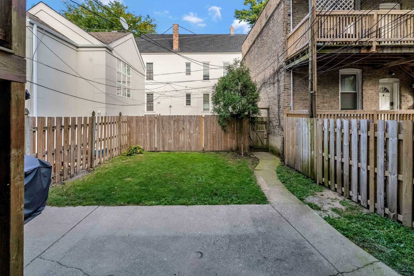 property viewer photo 17
