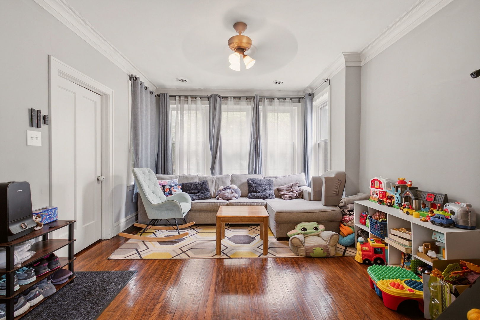 main property photo 5