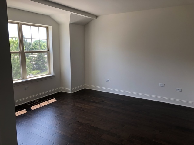 property viewer photo 7