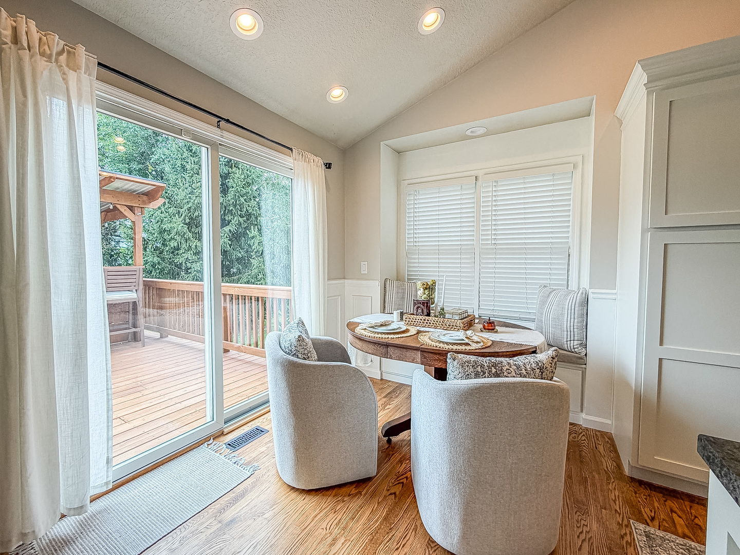 property viewer photo 25