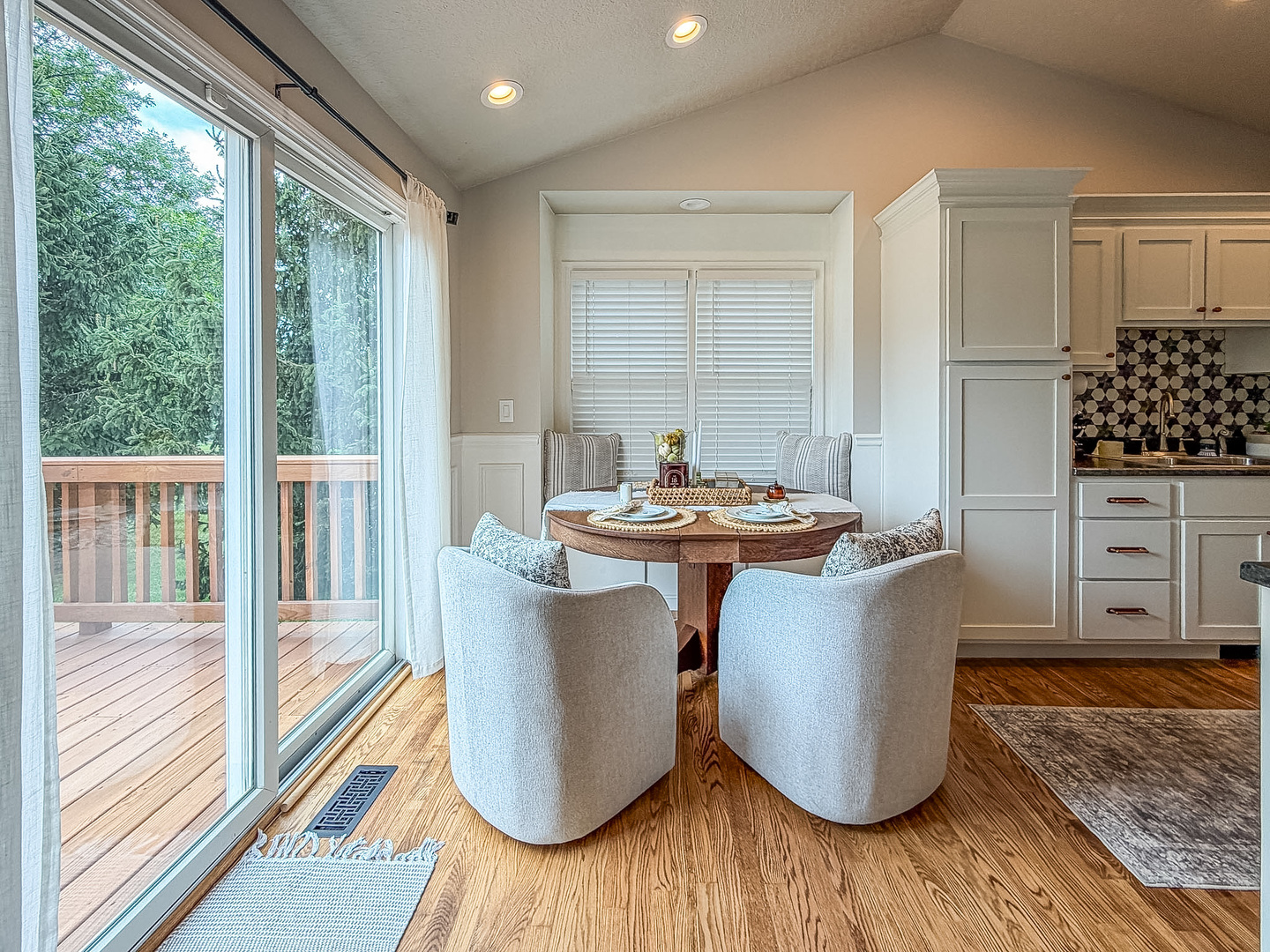 property viewer photo 26