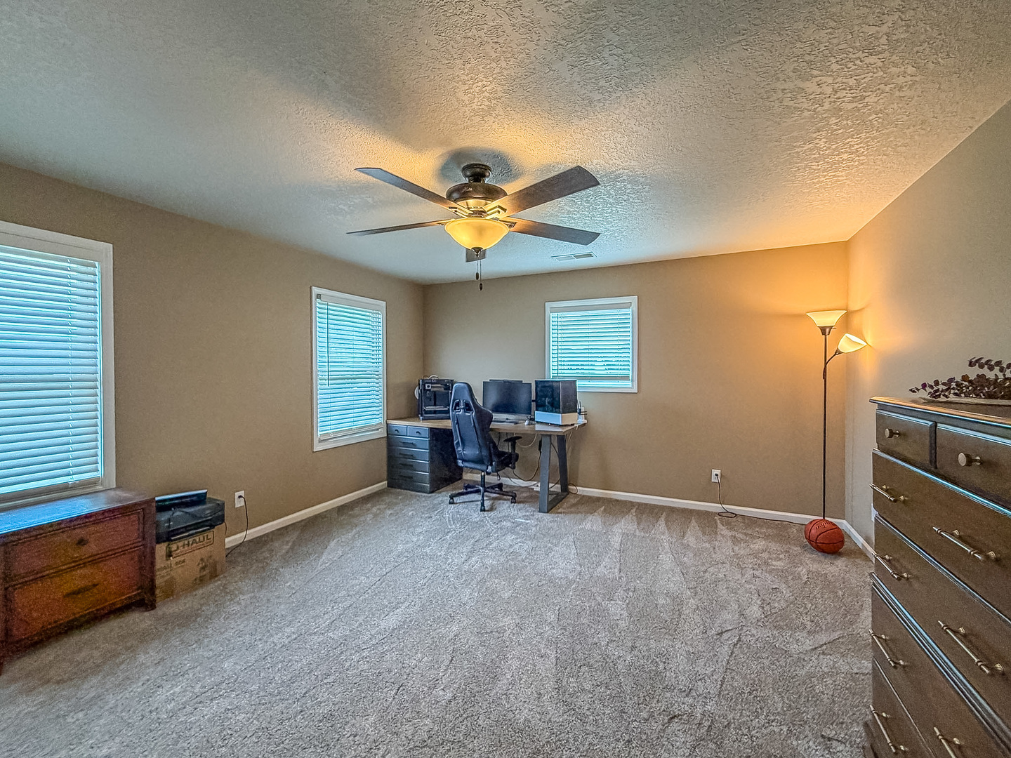 property viewer photo 46