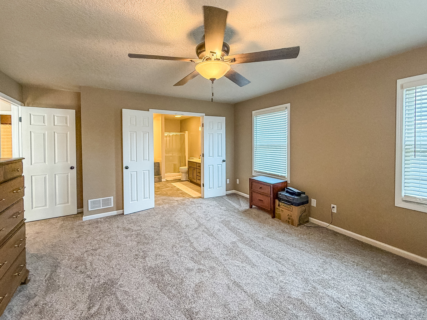 property viewer photo 48