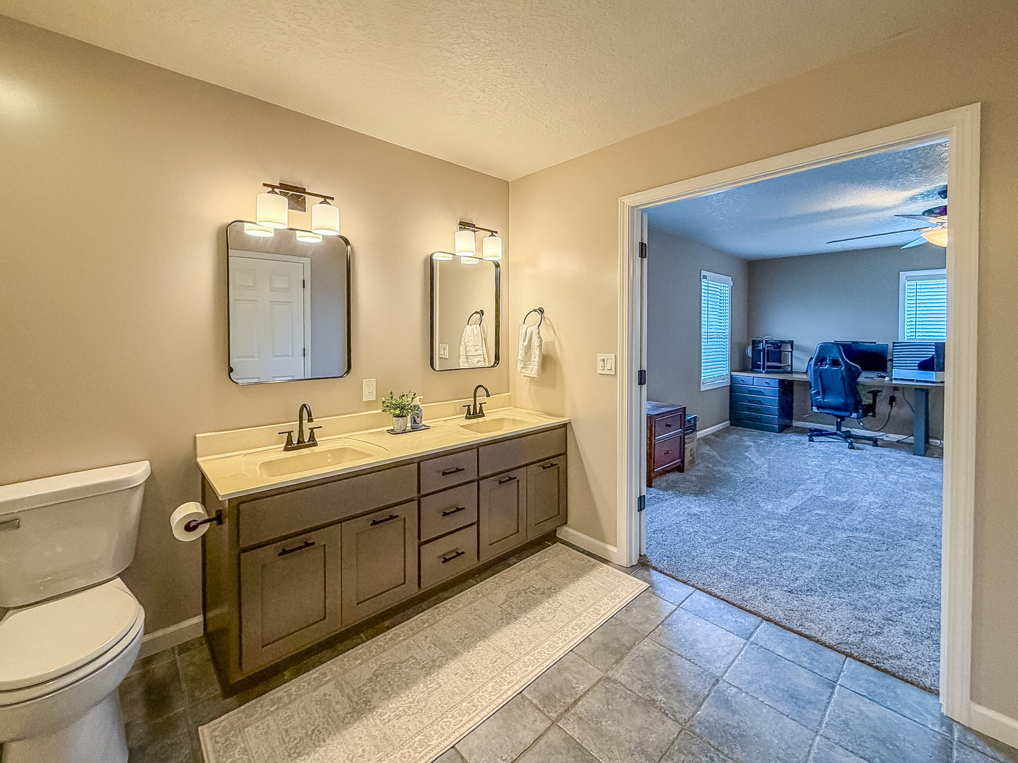 property viewer photo 52