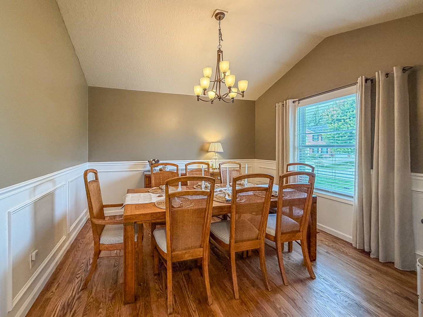 property viewer photo 7