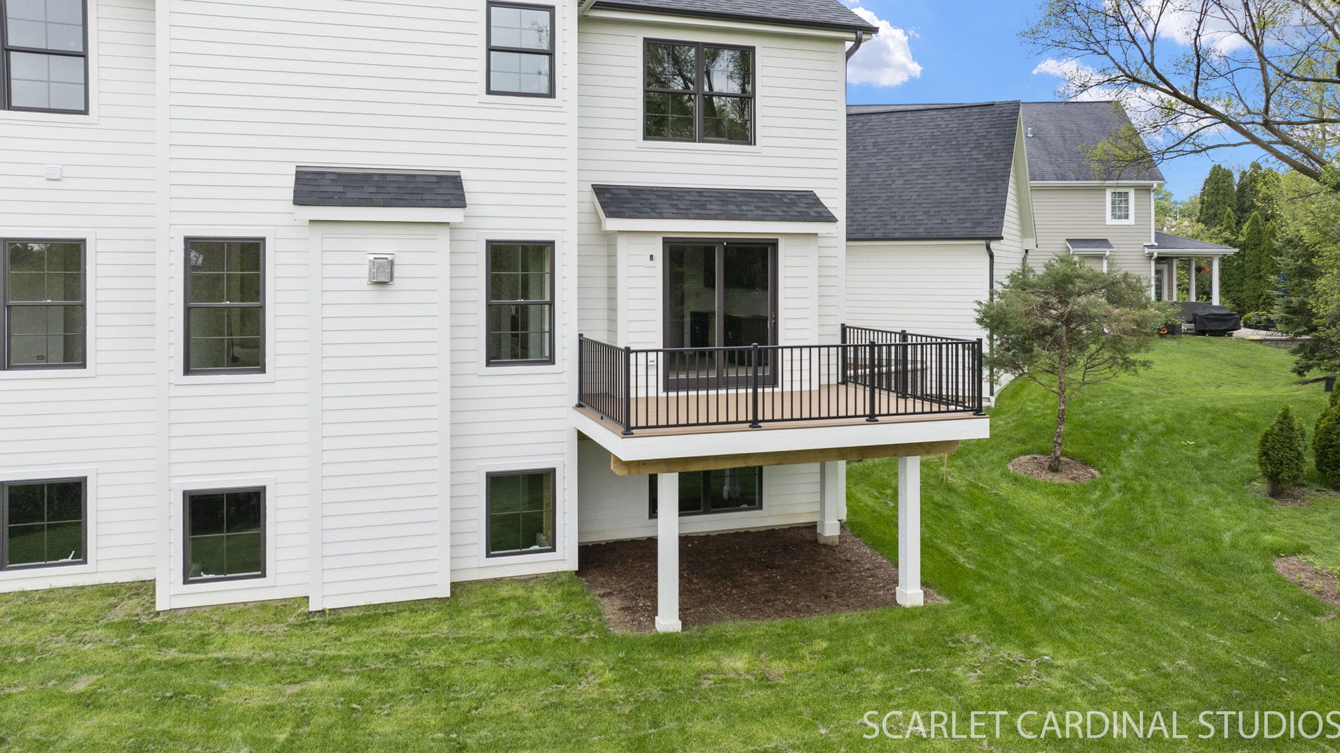 main property photo 30