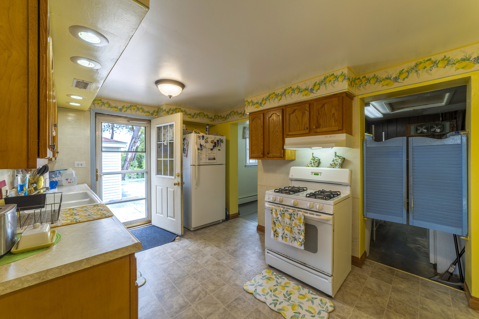 main property photo 15