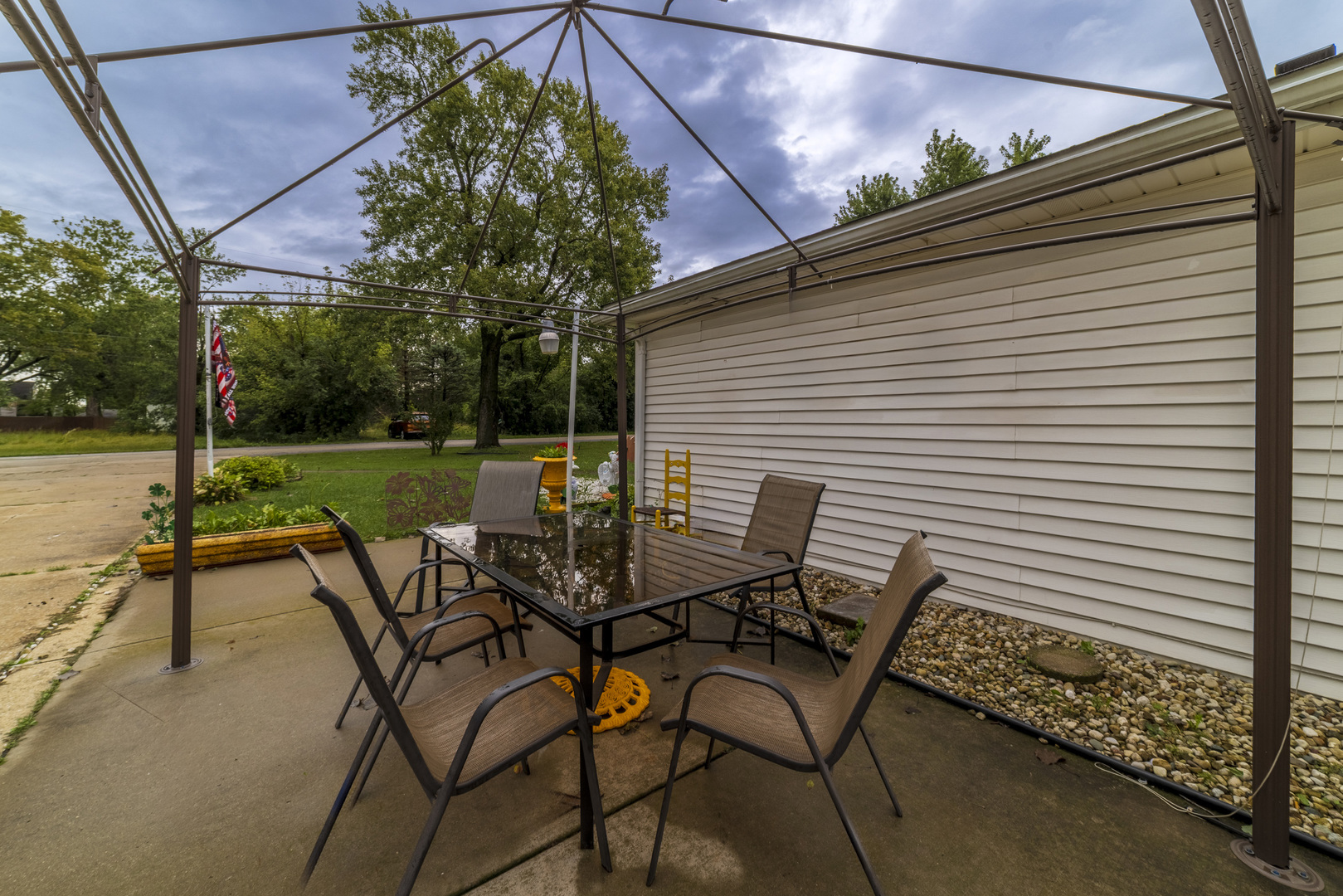 main property photo 38