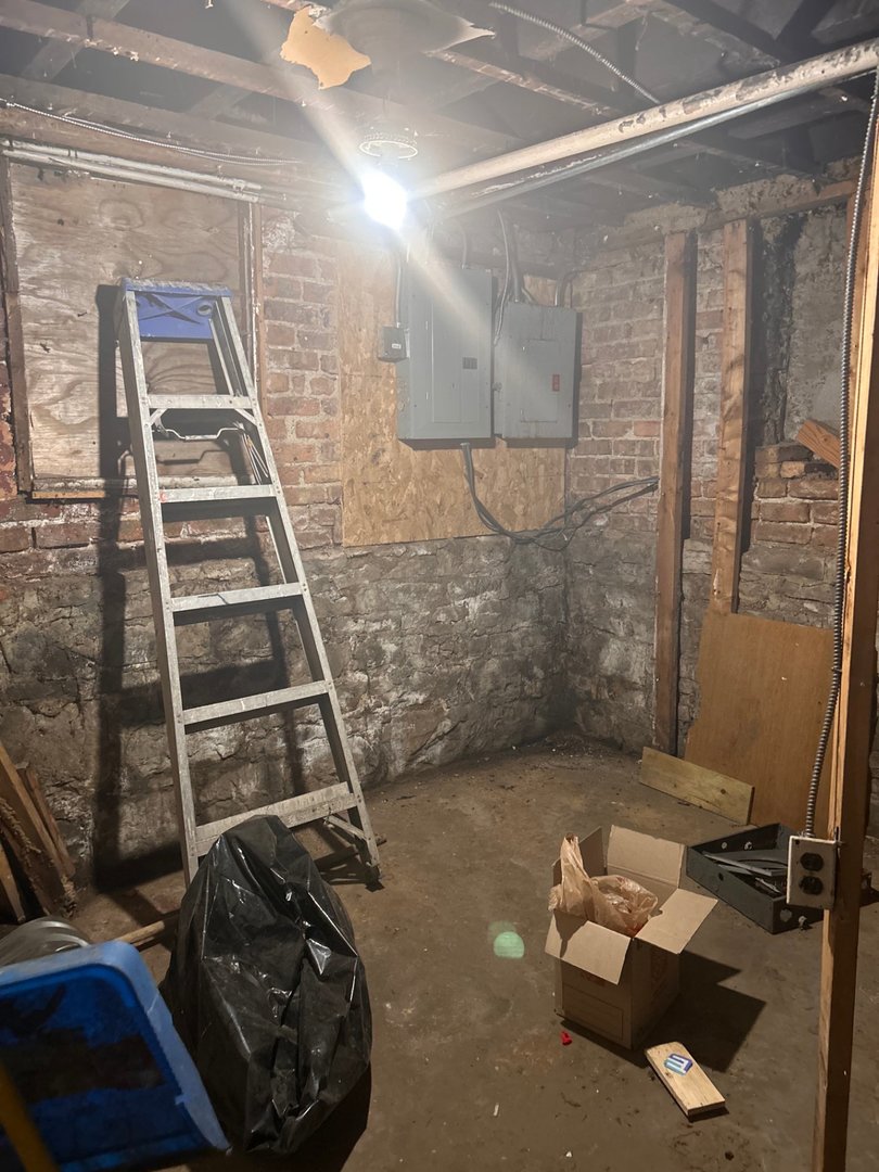 main property photo 37