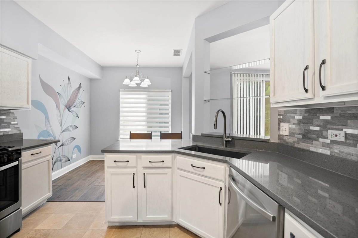 property viewer photo 4