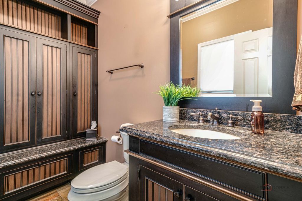 main property photo 33