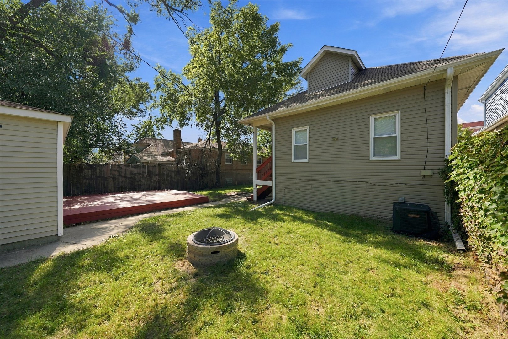 main property photo 49