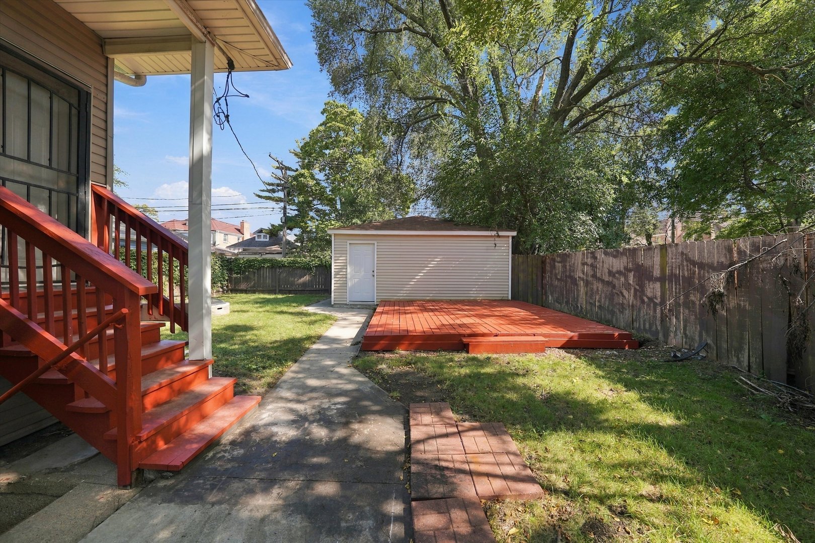 main property photo 50